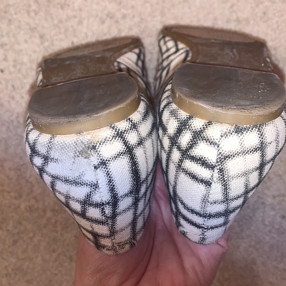 Lucky Brand Shoes - Picture 5 of 8